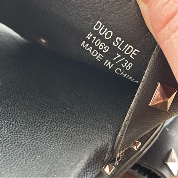 SEVEN7 Duo Slides Black with Studs - Picture 10 of 12